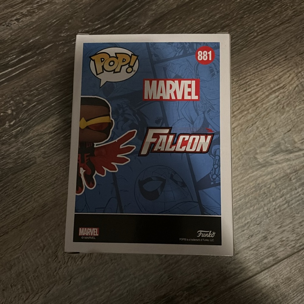 Falcon Funko - Picture 3 of 5